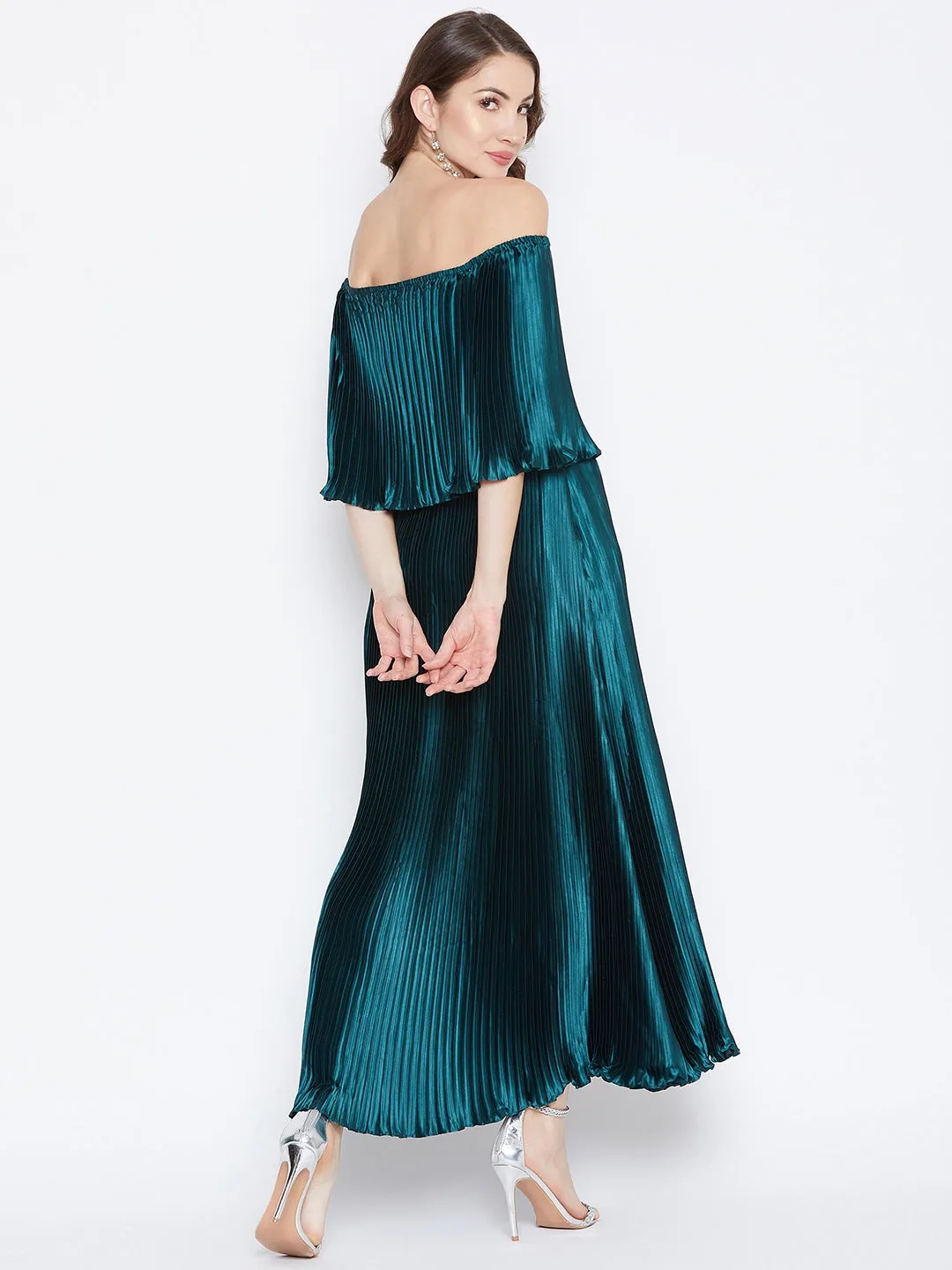 Berrylush Women Solid Green Off-Shoulder Neck Satin Pleated Maxi Dress