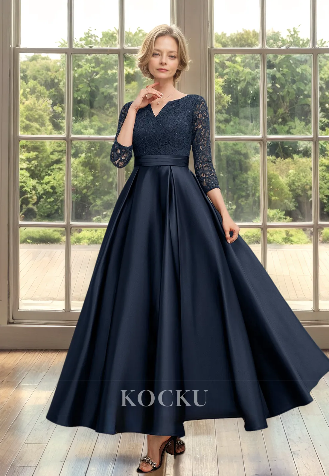 Chic&Modern A-Line V-Neck Long Sleeves Satin Cocktail Gowns Mother of Bride with Appliques