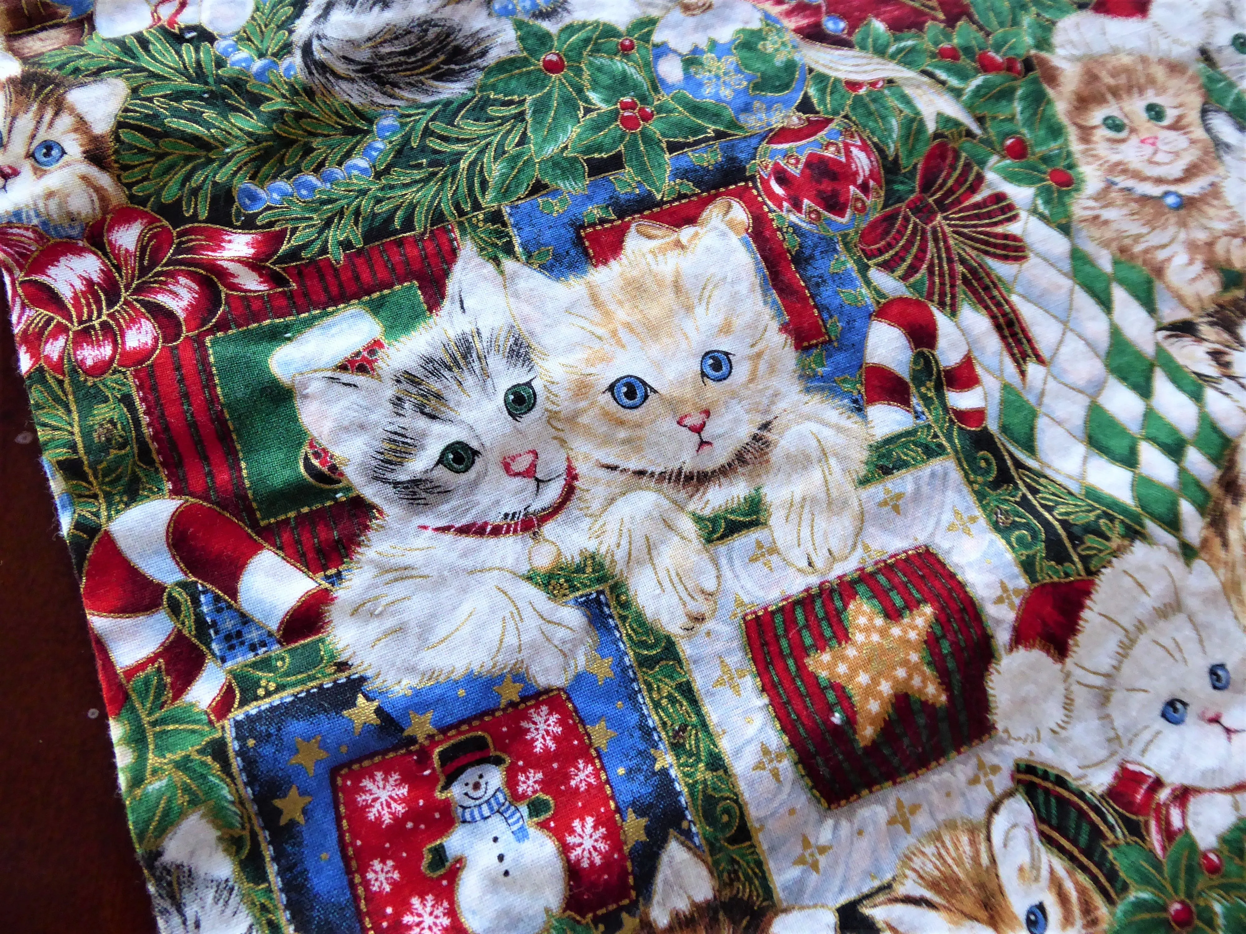 Christmas Kitties Table Runner 39 Inches By 18 Inches Jenny Newland Gold Metallic Handmade