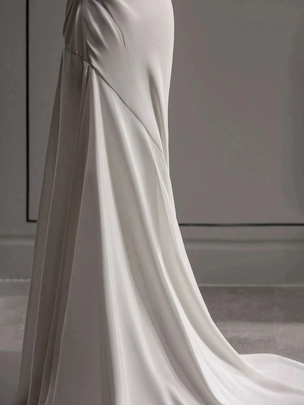 Elegant Spaghetti Straps Sheath Simple Silk Satin Wedding Dress Floor Length