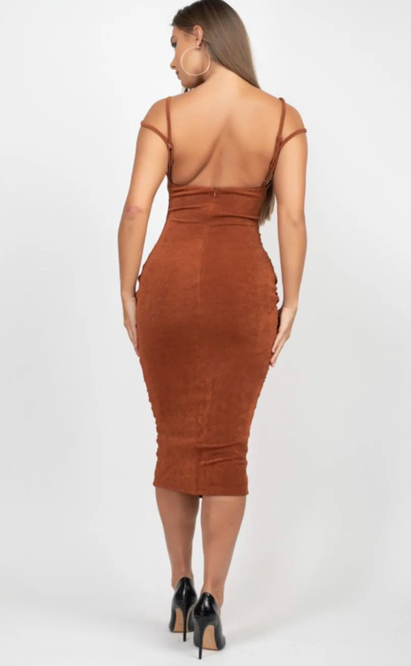 Le’Jazzy - Twist Front Ruched  Dress