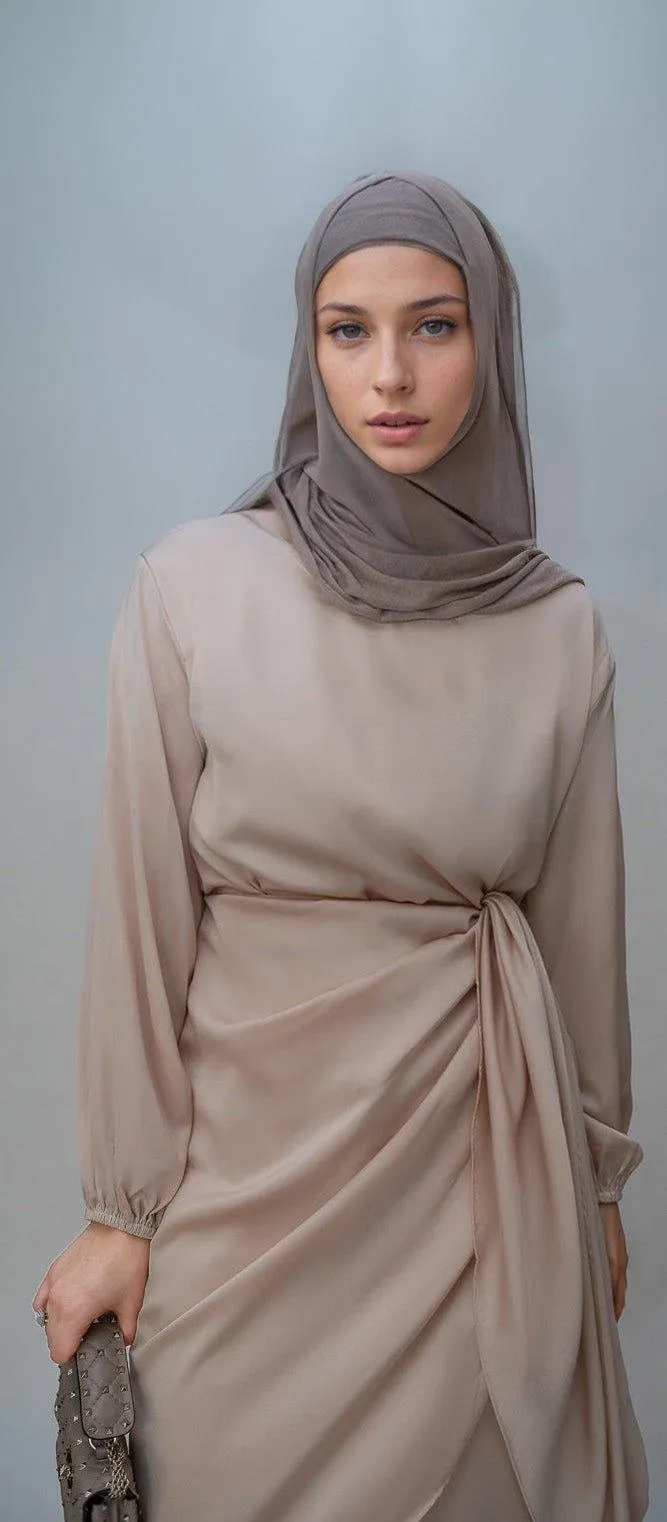 Lulule maxi abaya dress with detached apron elasticated sleeve like tie waist piece in satin light beige