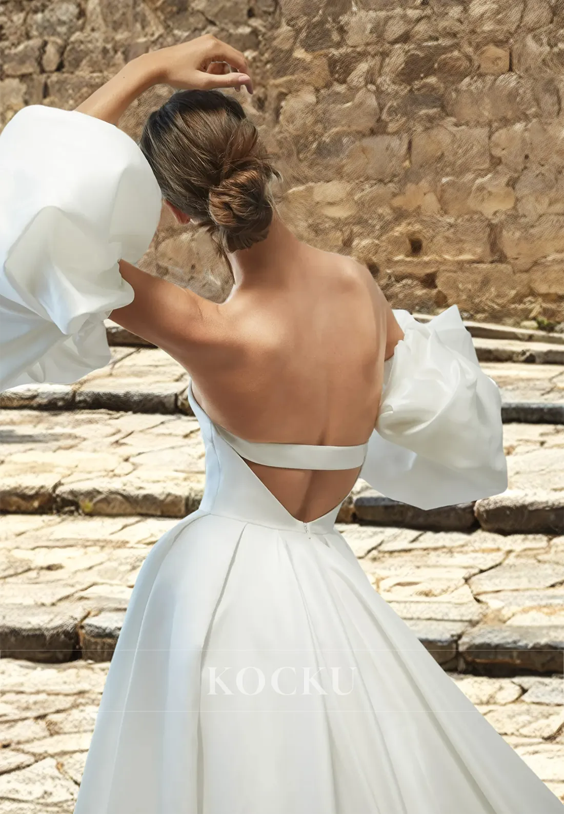 Sweetheart Puff Sleeves A-Line Backless Pleats Satin Wedding Dress with Sweep Train Bridal Dress